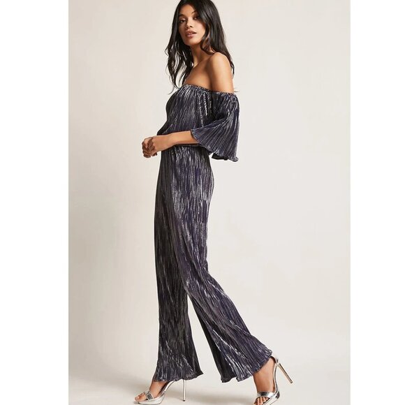 BLOOMINGDALES ontwelfth Y2K strapless Metallic Stripe JUMPSUIT Romper *SMALL* - Picture 2 of 9